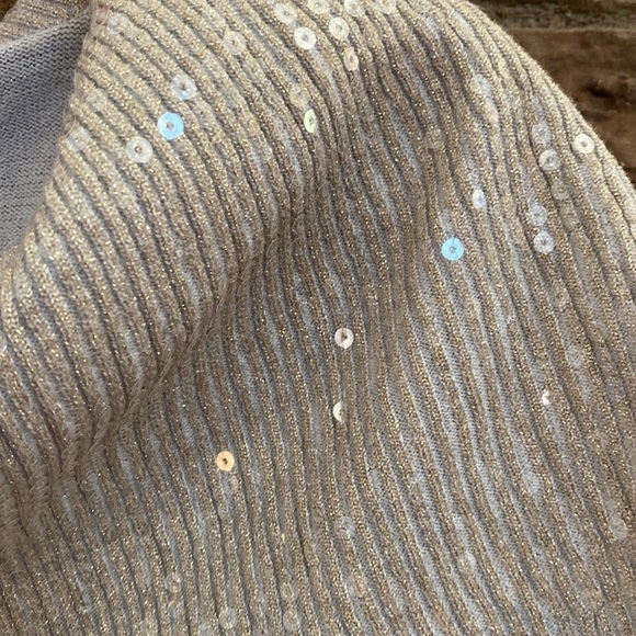 Gray sequin ombre sweater with cowl neckline. Size XL - Picture 3 of 8